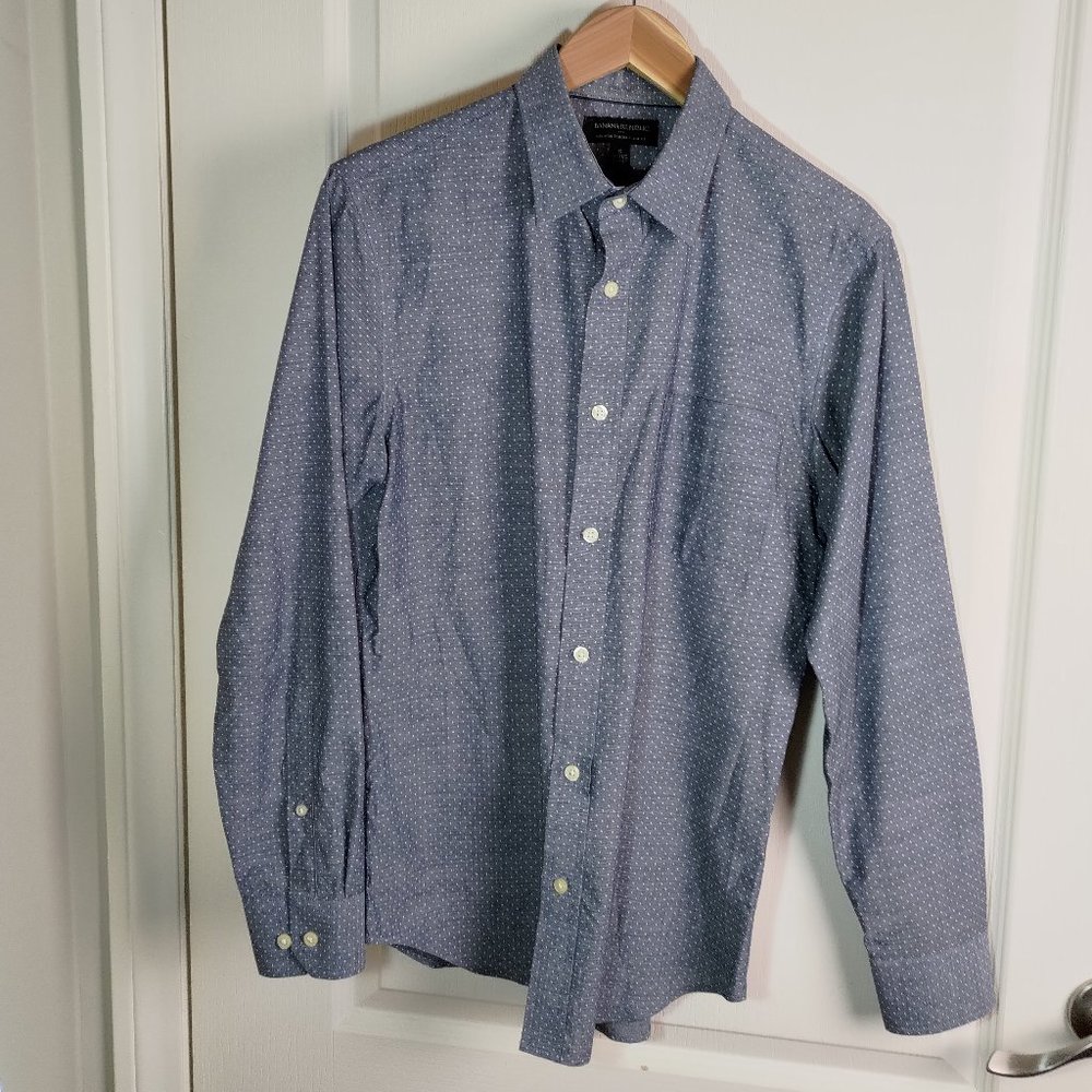 Banana Republic Men’s Small Button Down Long Sleeve Shirt